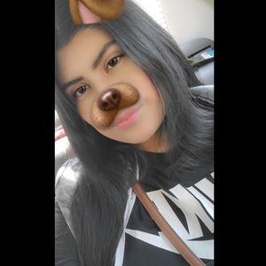 Meet your Posher, Nathalie